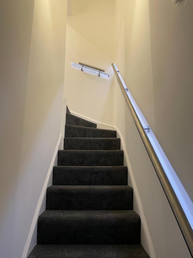 Luxury Apartment Edinburgh Centre With Steam Room Exterior photo