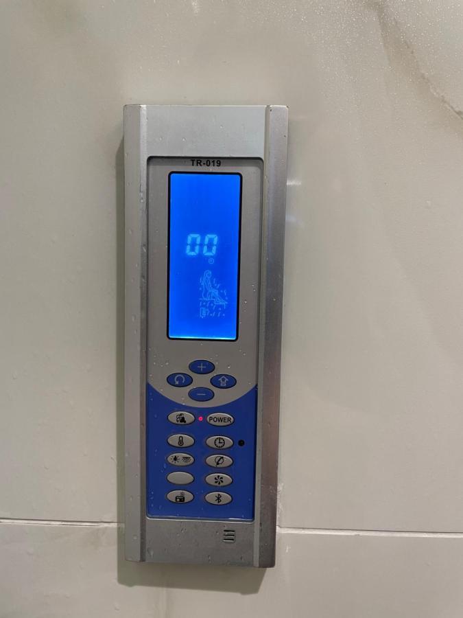 Luxury Apartment Edinburgh Centre With Steam Room Exterior photo